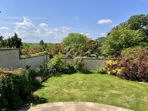 Photo 24- click for photo gallery